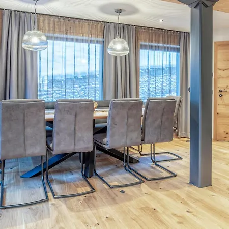 Hausa Sommer Hébergement de vacances