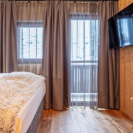 Hausa Sommer Hébergement de vacances